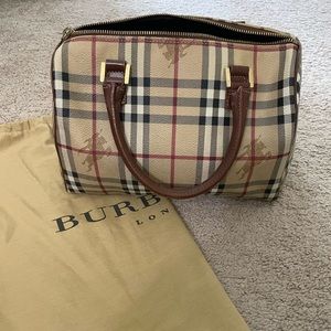 Authentic Vintage Burberry Handbag!!